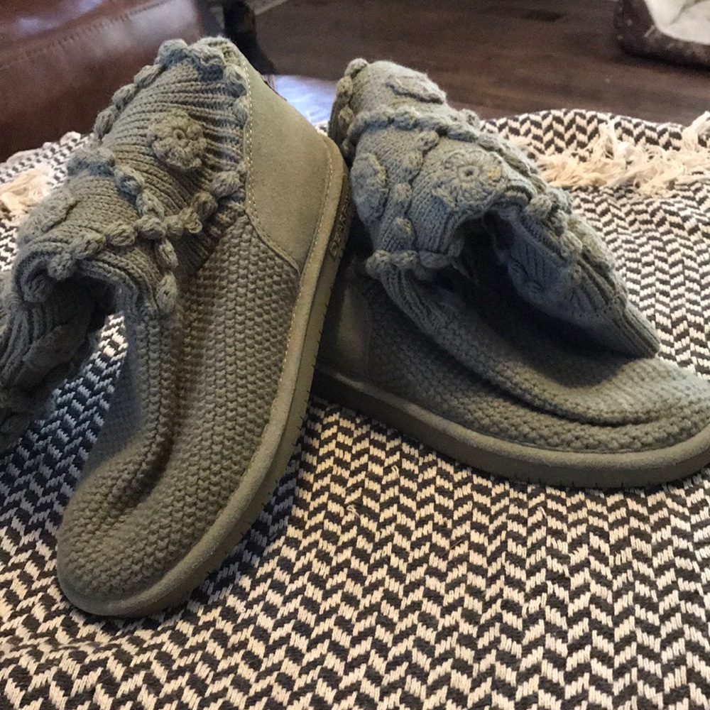 Bear Paw sweater boots